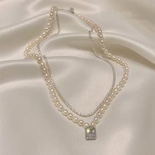 Lataa kuva Galleria-katseluun, Pearl Necklace for Women