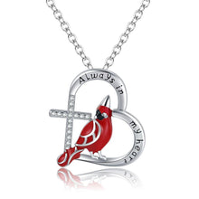 Laden Sie das Bild in den Galerie-Viewer. Women's Heart And Bird Necklace