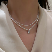 Lataa kuva Galleria-katseluun, Pearl Necklace for Women