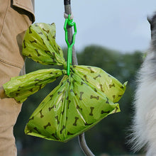 Laden Sie das Bild in den Galerie-Viewer. Hands Free Dog Poop Bag Holder Fit Any Leash(2Pcs)