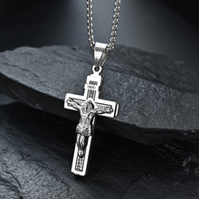 Laden Sie das Bild in den Galerie-Viewer. Jesus Cross Pendant Necklace