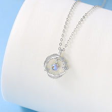Laden Sie das Bild in den Galerie-Viewer. S925 Sterling Silver Feather Necklace
