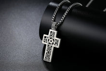 Chargez l'image dans la visionneuse de la galerie, Gear Cross Pendant