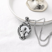 Lataa kuva Galleria-katseluun, The Truth in the Mirror Stainless Steel Necklace