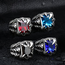 Lataa kuva Galleria-katseluun, Men's Vintage Crystal Dragon Claw Ring