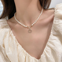 Lataa kuva Galleria-katseluun, Pearl Necklace for Women