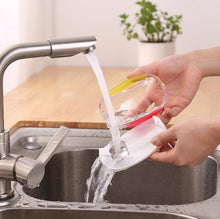 Cargar imagen en el visor de la galería, Corn Peeler with Hand Protector