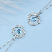 Laden Sie das Bild in den Galerie-Viewer. S925 Sterling Silver Feather Necklace