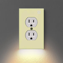 Lataa kuva Galleria-katseluun, OUTLET WALL PLATE WITH LED NIGHT LIGHTS-NO BATTERIES OR WIRES [UL FCC CSA CERTIFIED] - BestBck