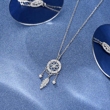 Laden Sie das Bild in den Galerie-Viewer. 【Free Shipping】S925 Sterling Silver "Dreamcatcher" Crystal Necklace