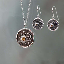 Lataa kuva Galleria-katseluun, Retro Sun And Moon Necklace Earrings