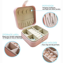 Laden Sie das Bild in den Galerie-Viewer. Small Travel Leather Jewelry Storage Box