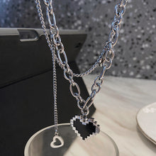 Lataa kuva Galleria-katseluun, Black Mosaic Heart Double Necklace