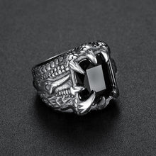 Lataa kuva Galleria-katseluun, Men's Vintage Crystal Dragon Claw Ring