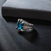 Lataa kuva Galleria-katseluun, Men's Vintage Crystal Dragon Claw Ring