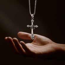 Cargar imagen en el visor de la galería, Retro Cross Pendant Necklace for Men