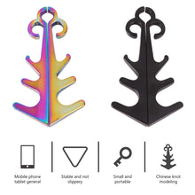 Laden Sie das Bild in den Galerie-Viewer. 3-in-1 Tool (Bottle Opener, Phone Holder, Magnetic Keychain)