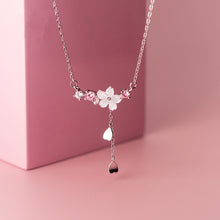 Lataa kuva Galleria-katseluun, Cute Crystal Cherry Blossom Necklace For Women And Girls