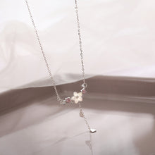 Lataa kuva Galleria-katseluun, Cute Crystal Cherry Blossom Necklace For Women And Girls
