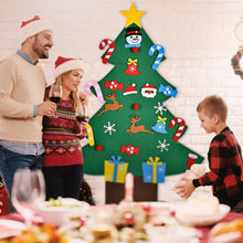Lataa kuva Galleria-katseluun, DIY Christmas Tree With Ornaments For Children