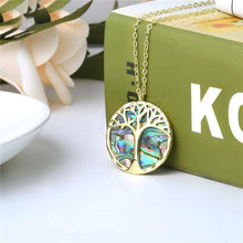 Lataa kuva Galleria-katseluun, Natural Shell Tree of Life Necklace