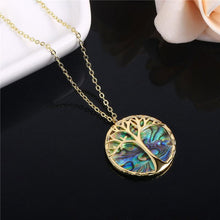 Lataa kuva Galleria-katseluun, Natural Shell Tree of Life Necklace