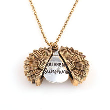 Chargez l'image dans la visionneuse de la galerie, Sunflower Necklace