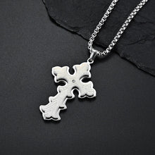 Laden Sie das Bild in den Galerie-Viewer. Men's Gothic Style Large Cross Necklace