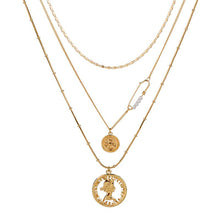 Laden Sie das Bild in den Galerie-Viewer. Women's Gold-Plated Exquisite Pendant Necklace