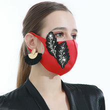 Cargar imagen en el visor de la galería, Reusable 3D Leaf Design Comfortable Face Mask