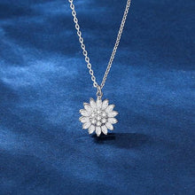 Cargar imagen en el visor de la galería, 925 Sterling Silver Womens Rotatable Sunflower Necklace