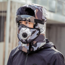 Lataa kuva Galleria-katseluun, Unisex Winter Warm Hat with Windproof Facemask and Windproof Glasses